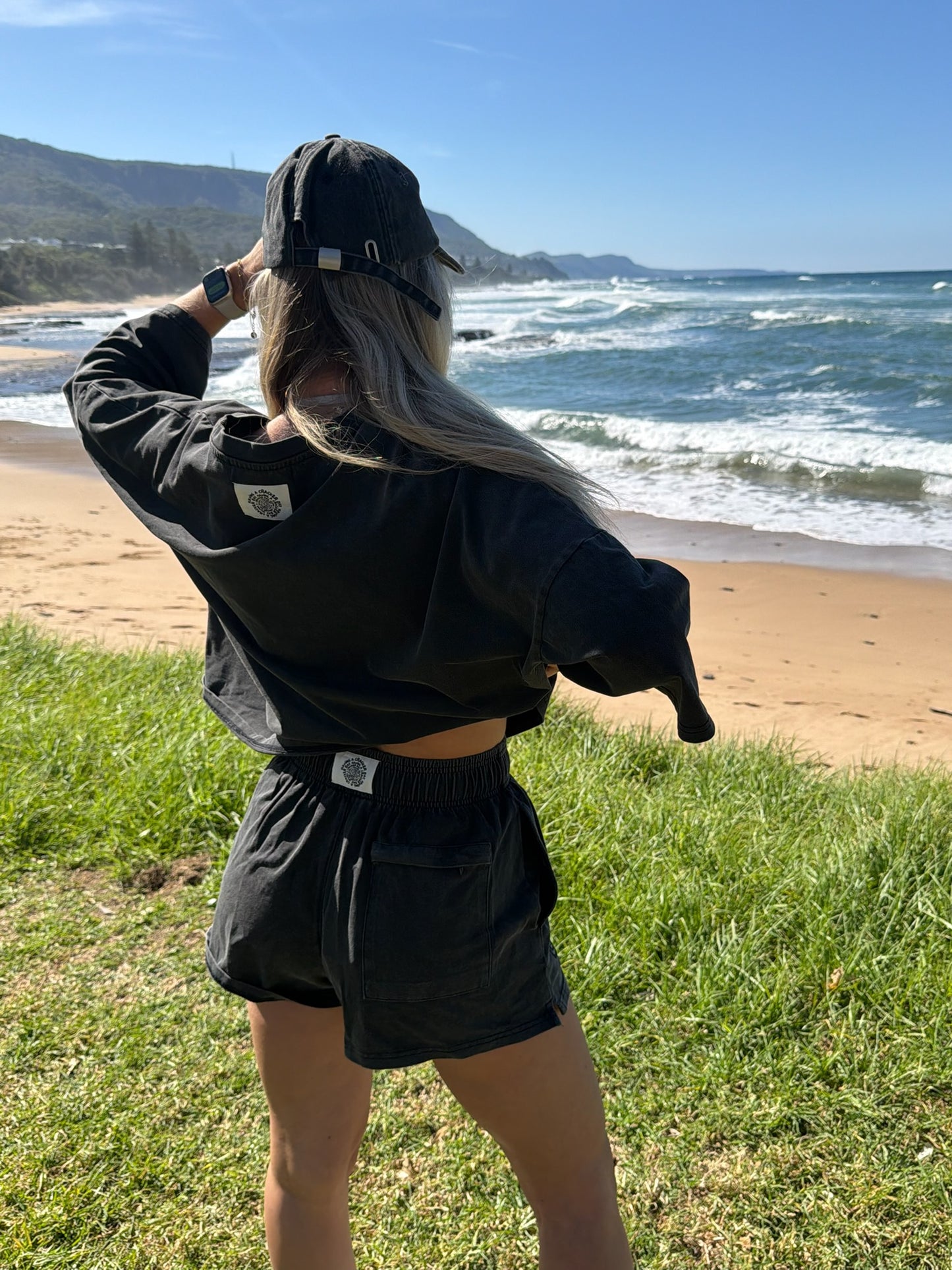 Cracker Day Club - Basic Shorts - Black