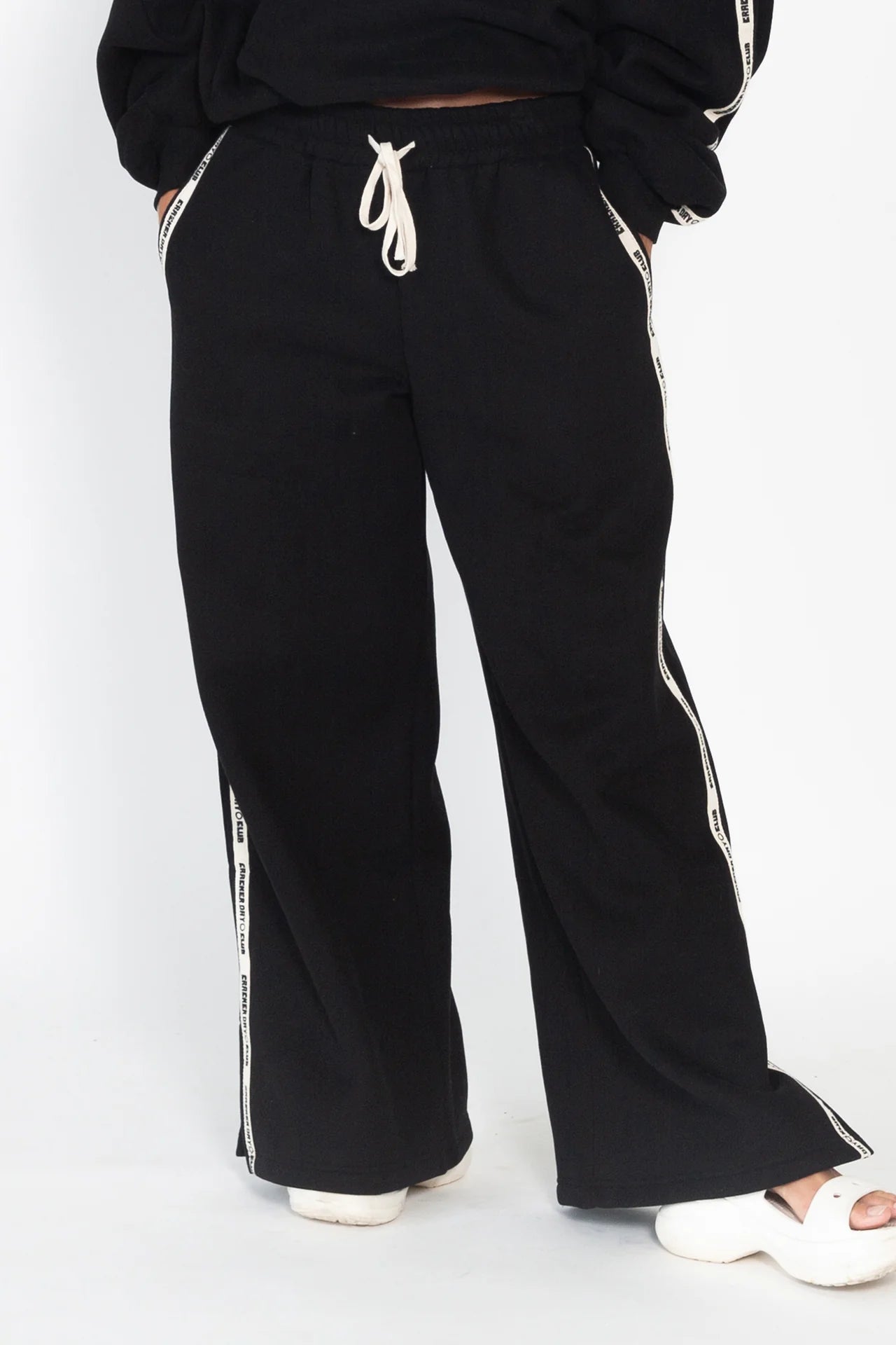 CDC - Cloud Racer Sweatpants - Black
