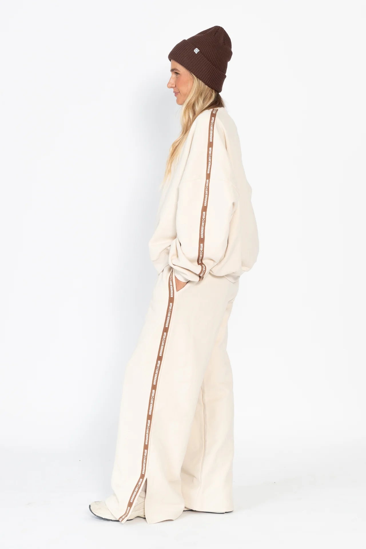 CDC - Cloud Racer Sweatpants - Latte