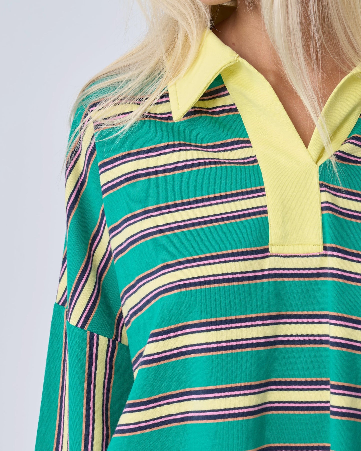 Near The Sea - Oversized Polo - Green
