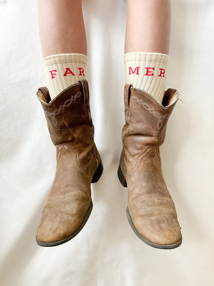 FAR MER by Whitney - Beige FAR MER. Boot Socks