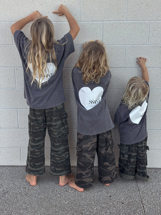 SSAINT - Kids Heart Tee - Acid Wash Charcoal