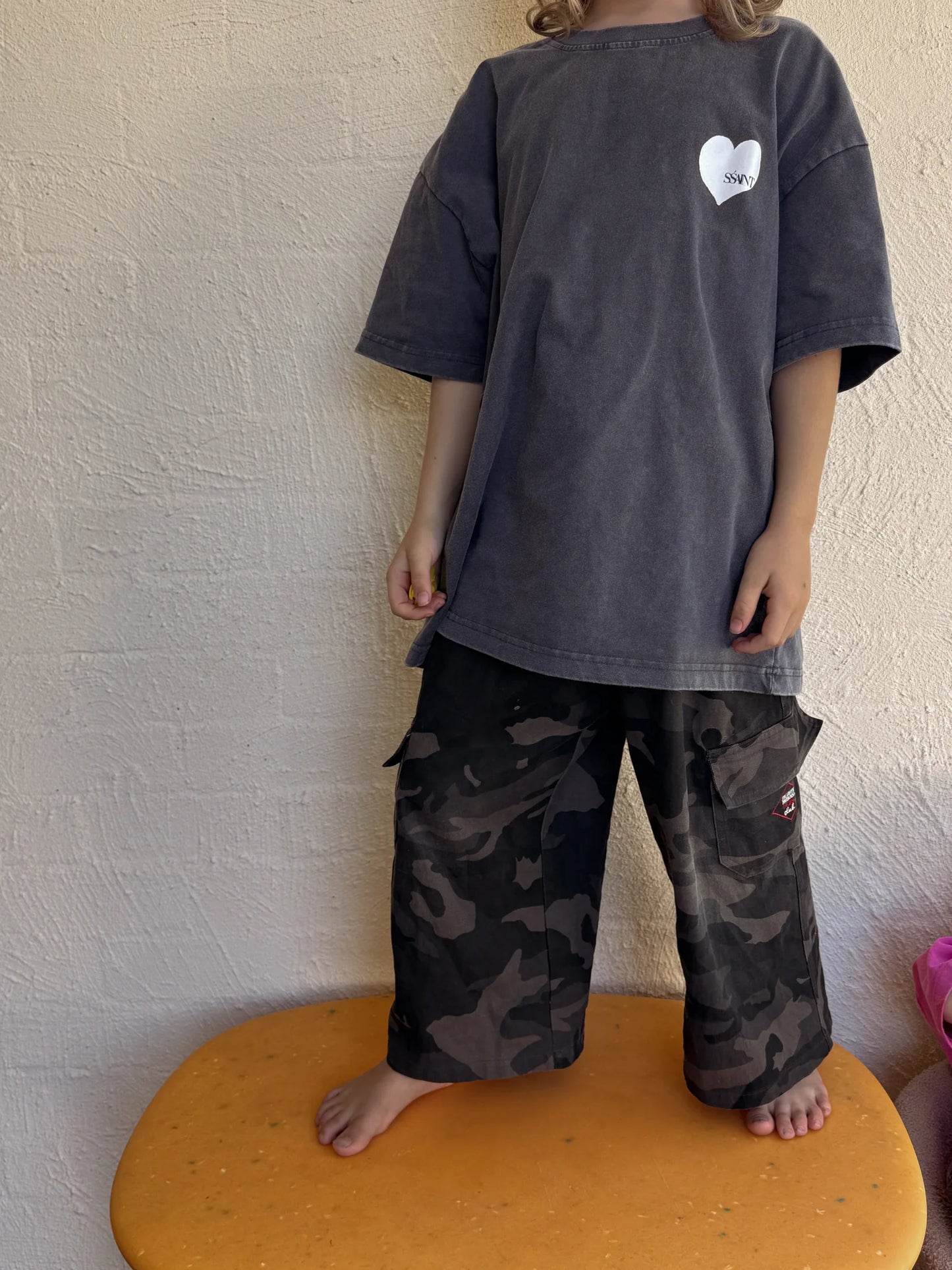 SSAINT - Kids Heart Tee - Acid Wash Charcoal